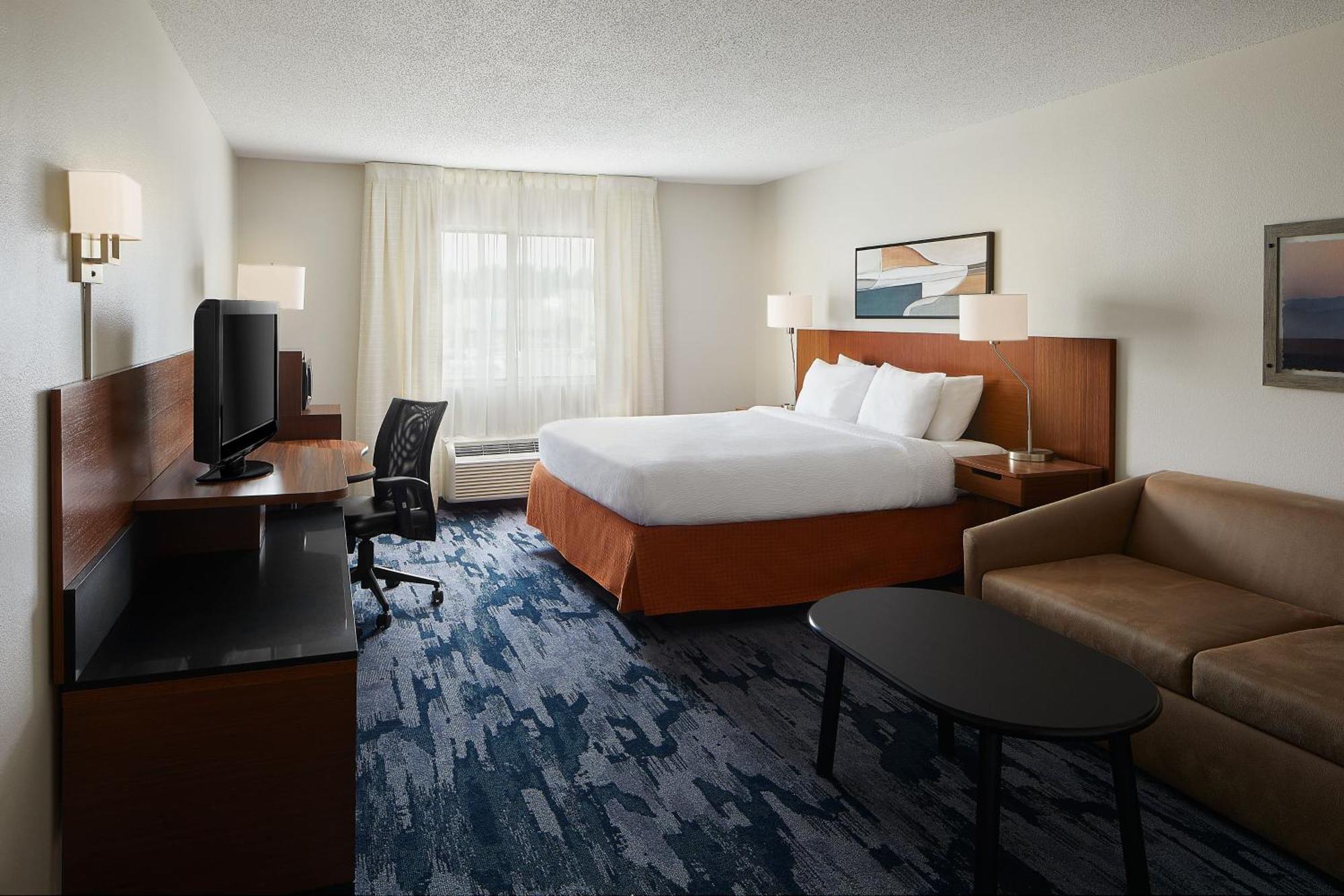 Fairfield Inn Хантсвилл Экстерьер фото