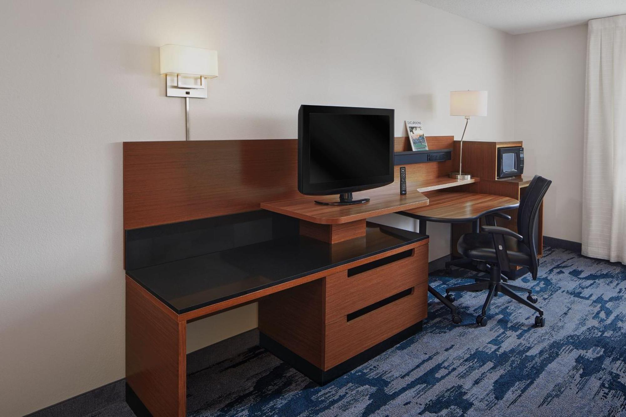 Fairfield Inn Хантсвилл Экстерьер фото