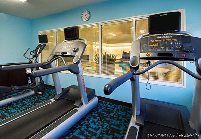 Fairfield Inn Хантсвилл Экстерьер фото